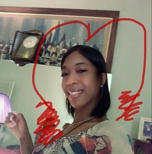 Meet your Posher, Denisha